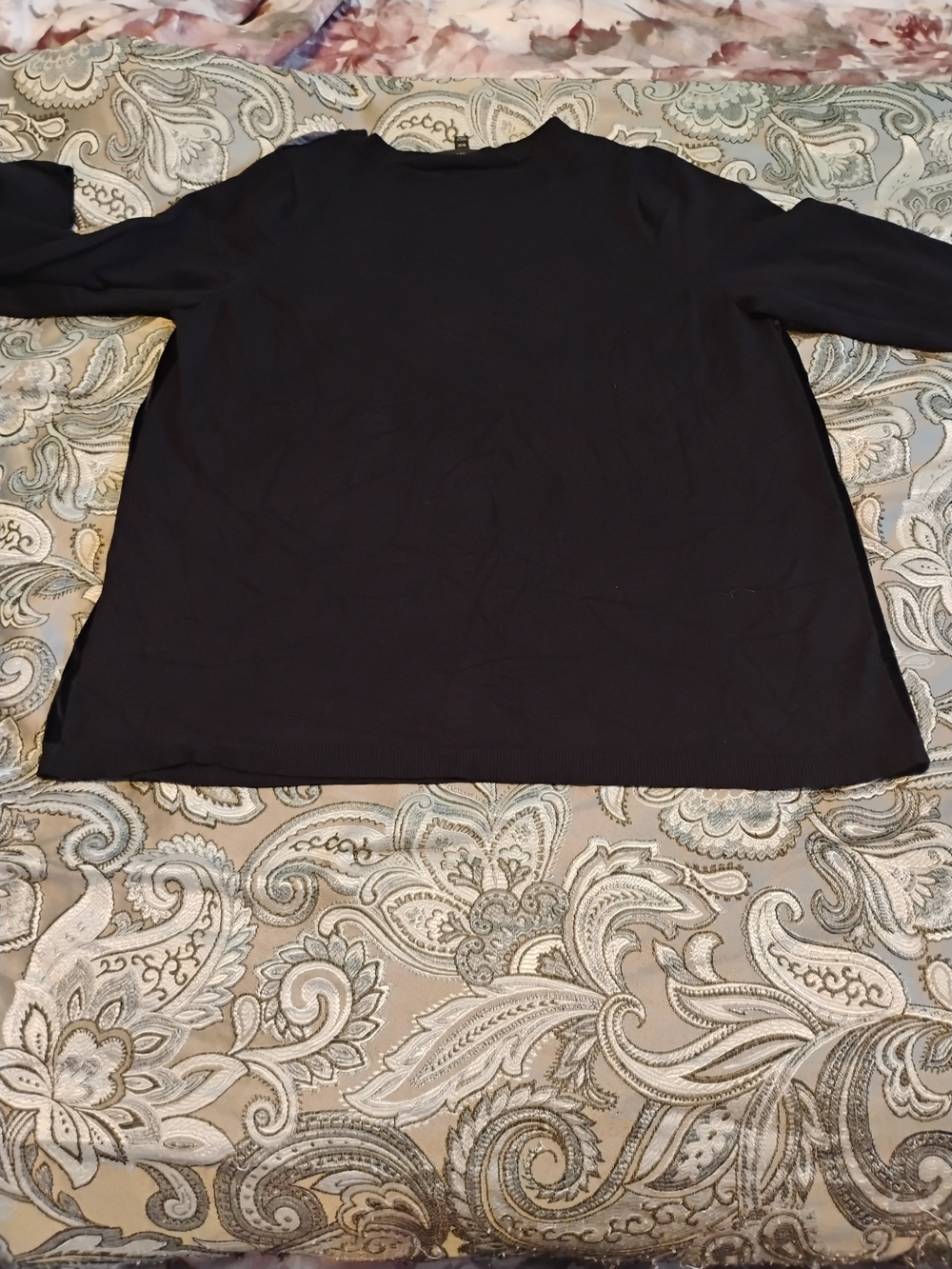 Lane Bryant Black Long-Sleeve Crewneck Sweatshirt